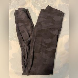 Lululemon Align 25 inch Size 4